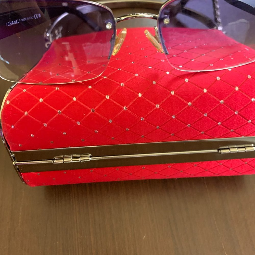 Vintage Chanel Sunglasses (approx 2005) 4130-B Swarovski crystal padded used - Picture 15 of 16